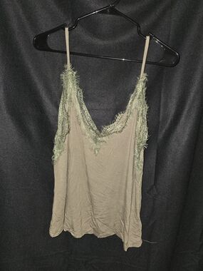POL Olive Lace-Trim Spaghetti Strap Cami